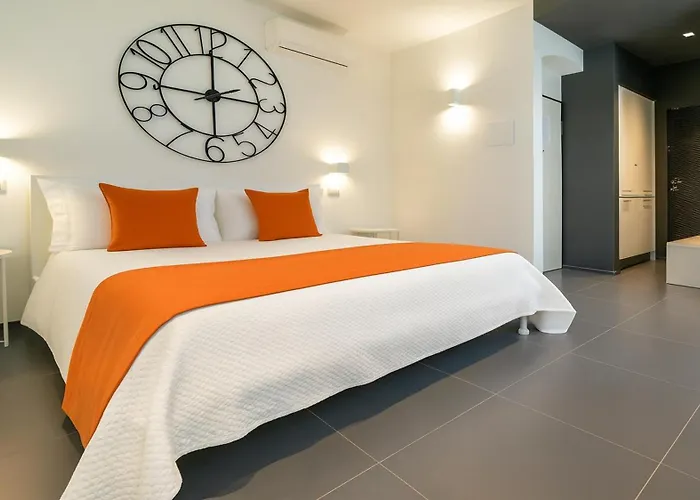 Affittacamere Nicchia Del Castelvecchio 3*